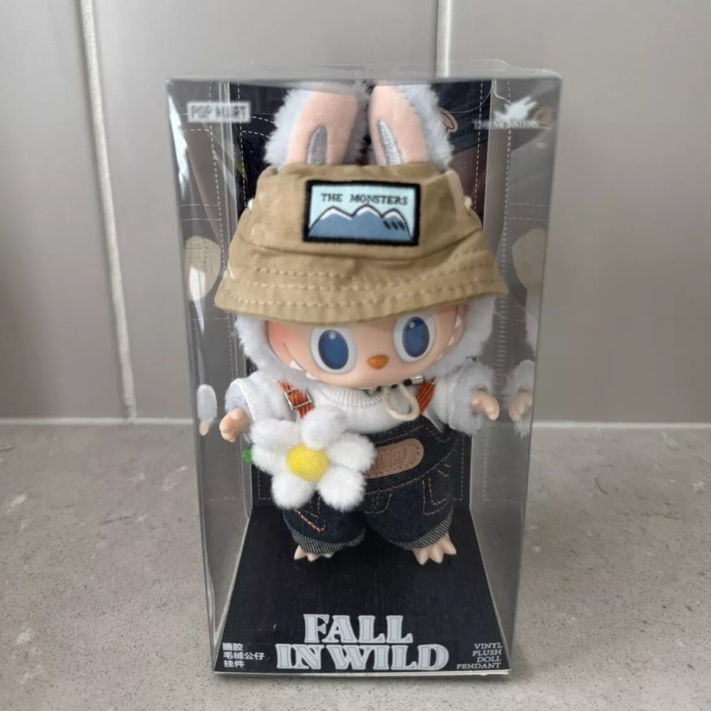 POP MART The Monsters FALL IN WILD SERIES - Vinyl Plush Doll Pendant AUTHENTIC